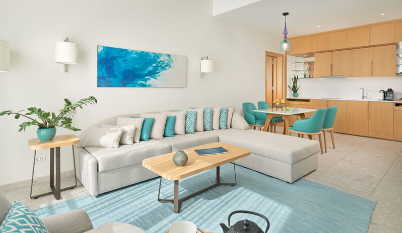 Grand Deluxe Corner Suite Living Room